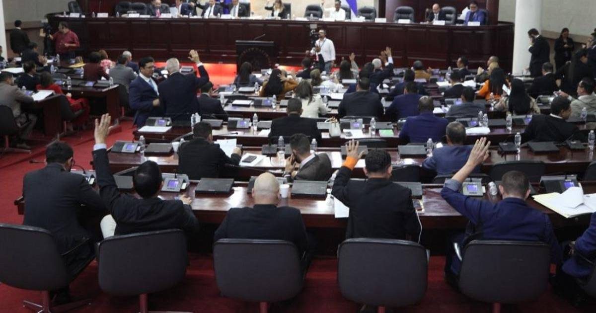 Frenazo Legislativo: La Crisis Energética Plantea Días Críticos para Puerto Cortés y el Sistema Nacional