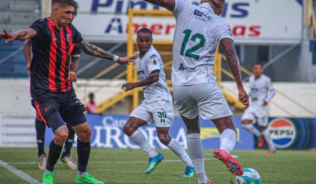 Respiro Escualo: Platense Vence 2-1 a Independiente y Rompe la Racha Negativa en la Liga de Ascenso