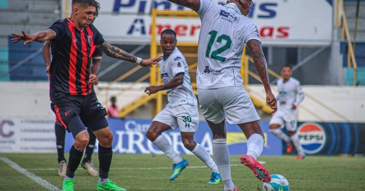 Respiro Escualo: Platense Vence 2-1 a Independiente y Rompe la Racha Negativa en la Liga de Ascenso